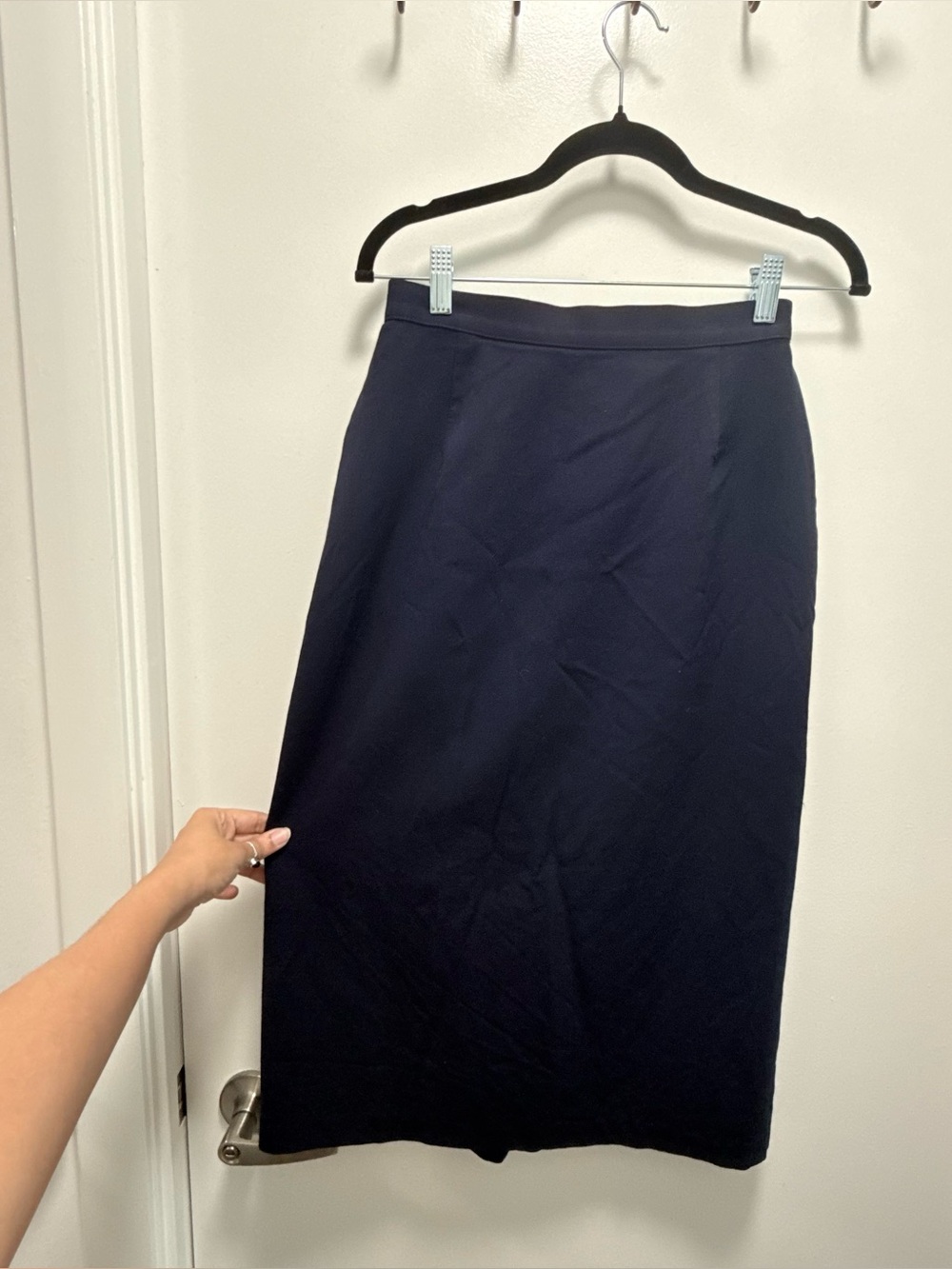 True Vintage 1980s St michael Pure New Wool Pencil Skirt Navy Blue UK 12 CAN 10